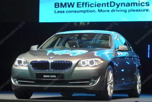 PELANCARAN BMW 5 SERIES