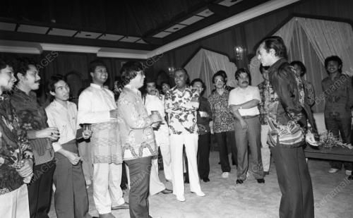 KL08_07072015_MAKAN_MALAM