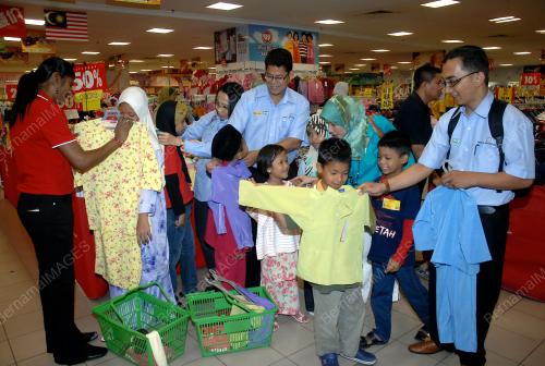PROGRAM BELI BELAH ANAK YATIM