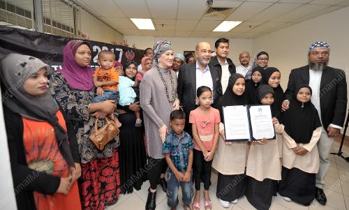 KL08_08012017_ROHINGNYA