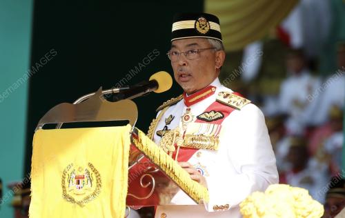 AL-SULTAN ABDULLAH RI'AYATUDDIN AL-MUSTAFA BILLAH SHAH