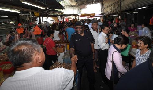 KL08_08022018_PASAR