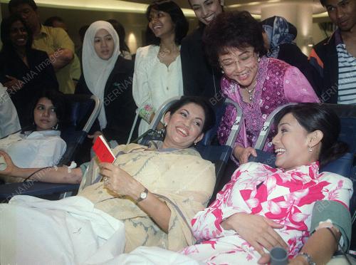 TOH PUAN AISHAH ONG