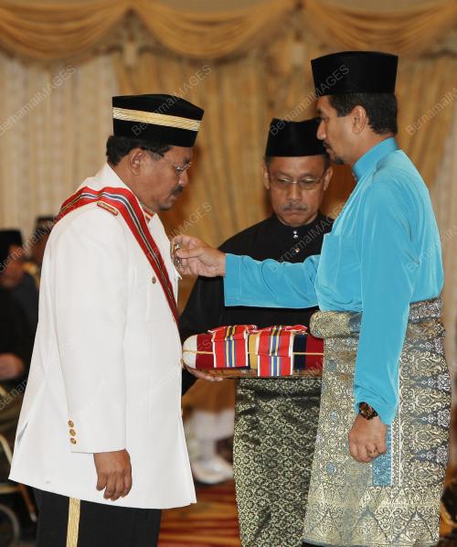 TUANKU MIZAN ZAINAL ABIDIN