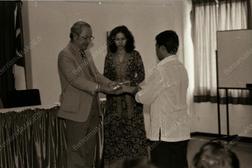 SIJIL BEKAS PARAJURIT