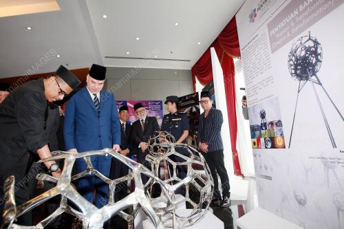 KL08_08112016_SULTAN_NAZRIN