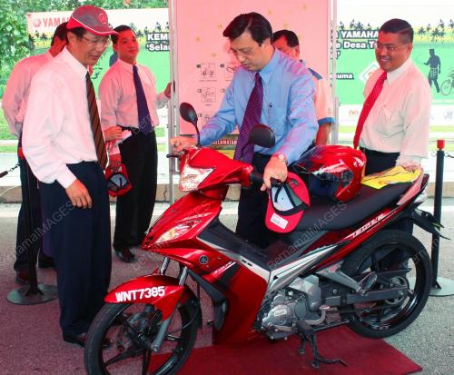 DATUK LIOW TIONG LAI