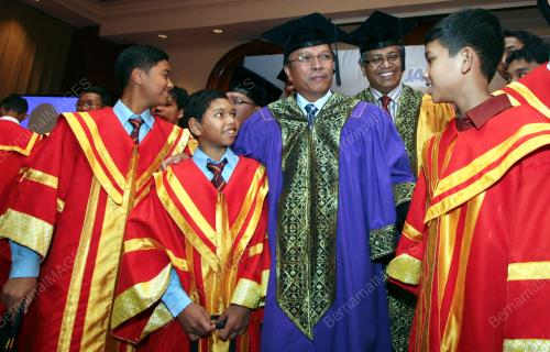 DATUK SERI MOHD SHAFIE APDAL