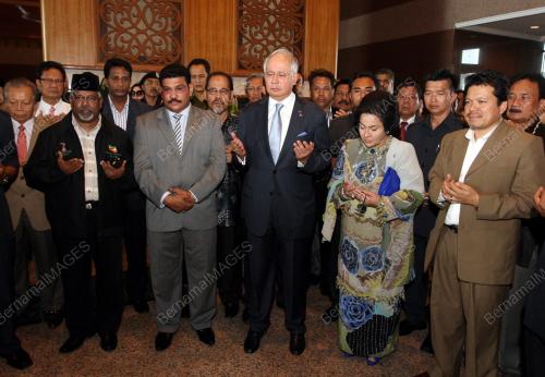 DATUK SERI MOHD NAJIB TUN ABDUL RAZAK