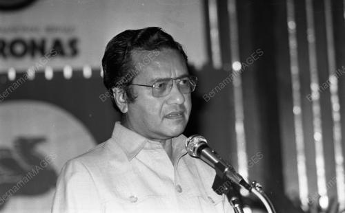 KL08_09102015_MAHATHIR