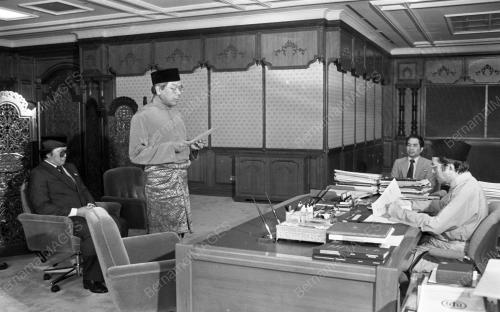 KL08_09102015_SUMPAH