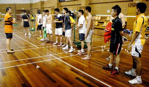 KL08_10052012_BADMINTON