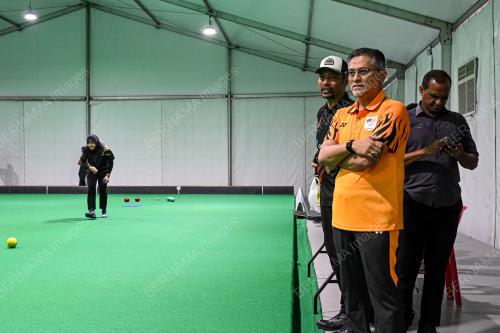 DATUK AWALAN ABDUL AZIZ