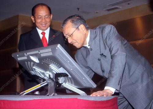 TUN MAHATHIR