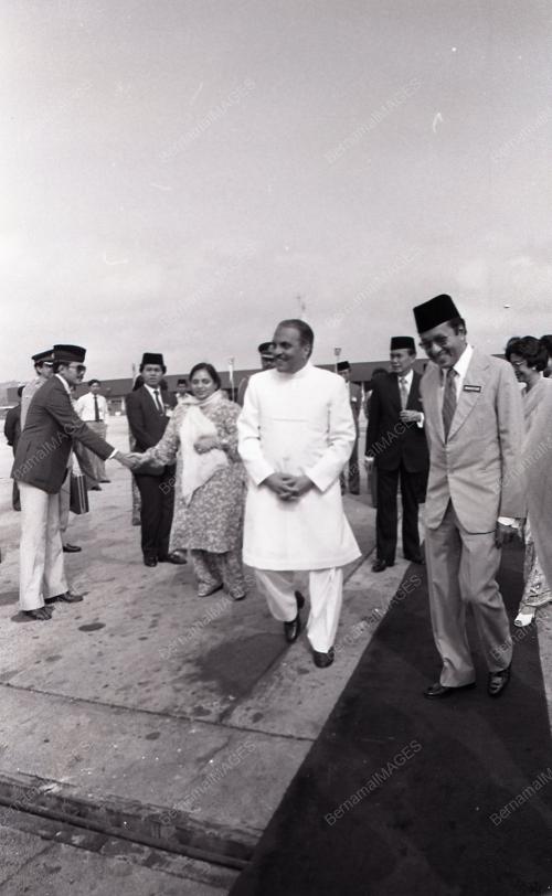 PRESIDEN PAKISTAN JENERAL MUHAMMAD ZIA
