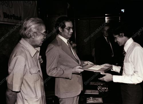 DATUK MOHD NAJIB ABDUL RAZAK