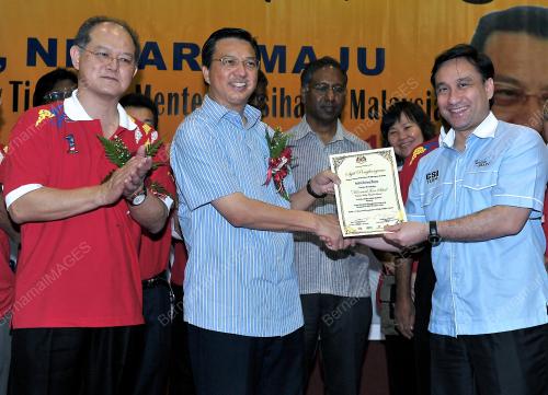 KL08_11032012_KARNIVAL