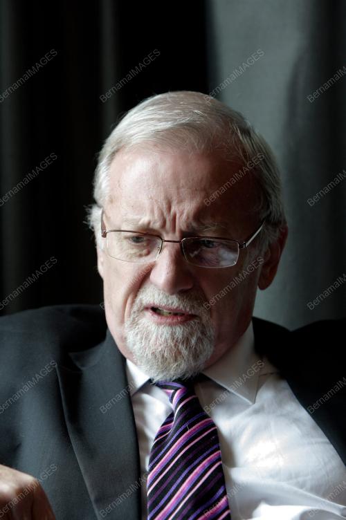 GARETH EVANS