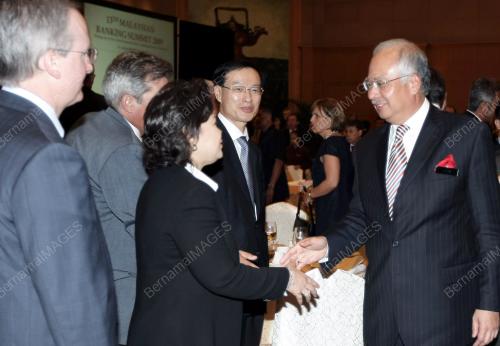 MOHD NAJIB TUN ABDUL RAZAK