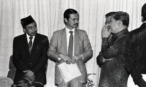DATUK SERI DR. MAHATHIR MOHAMAD