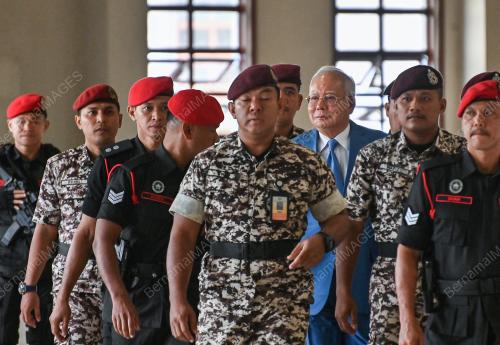 DATUK SERI NAJIB TUN RAZAK