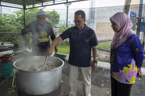 DATUK SERI MOHAMMAD MENTEK
