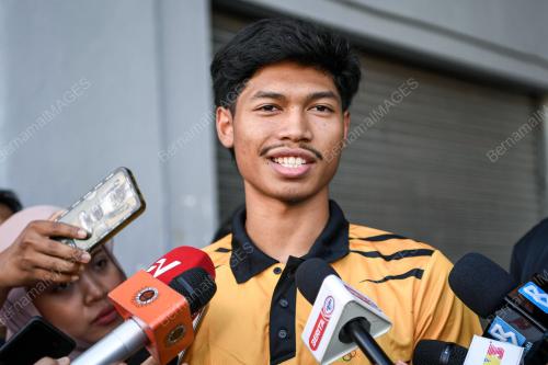 MUHAMMAD AZEEM FAHMI