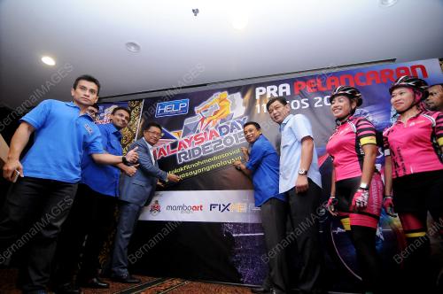 KL08_11082015_PELANCARAN