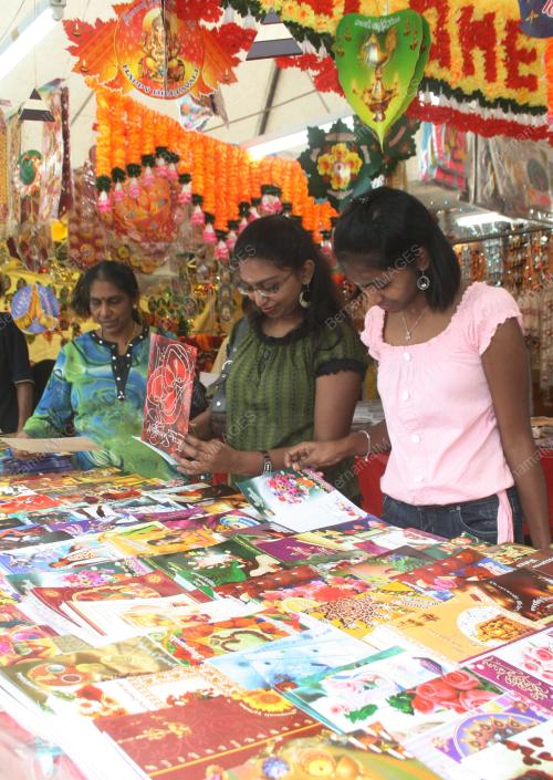 PERSIAPAN DEEPAVALI_