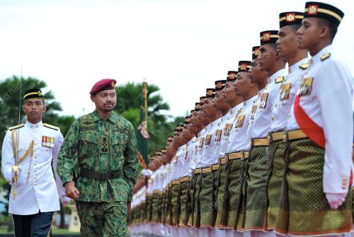KL08_11112013_BRUNEI