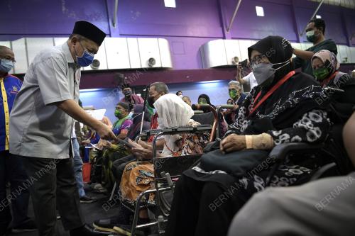 DATUK SERI DR SHAHIDAN KASSIM