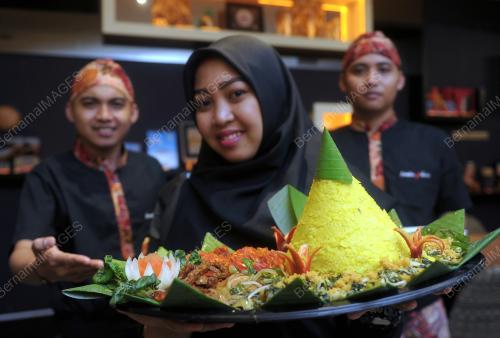 KL08_12052017_INDONESIA_FIESTA_BN201705093009