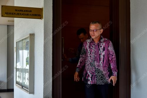 RAZALI IDRIS