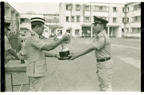 TAMAT LATIHAN ASAS BOMBA