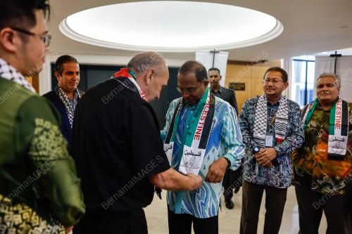 DATUK SERI DR ZAMBRY ABD KADIR
