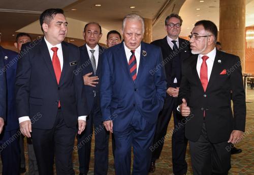 KL08_12112019_SIGNING_BN201911117255