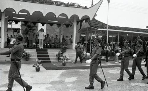 KL08_130190_HARI_RELA
