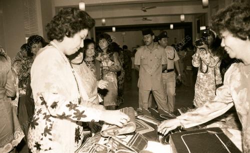 KL08_130190_PEMAISURI_AGONG