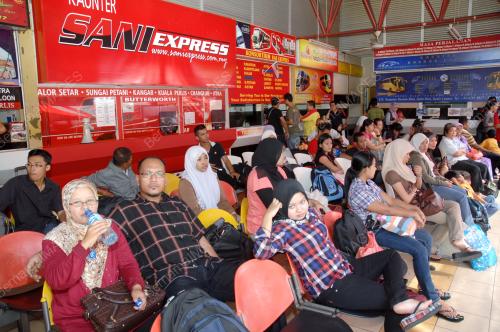 WARGA KOTA PULANG KE KAMPUNG