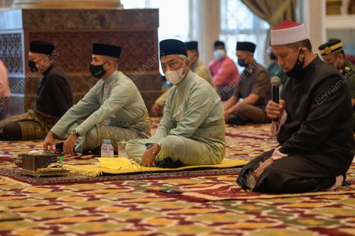 AL-SULTAN ABDULLAH RI'AYATUDDIN AL-MUSTAFA BILLAH SHAH