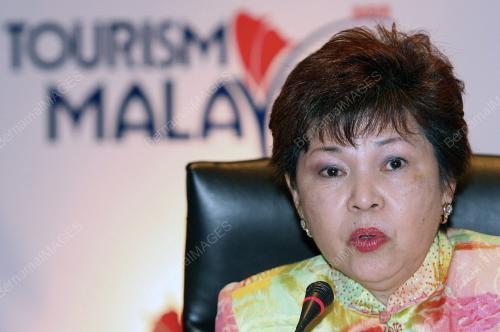DR NG YEN YEN