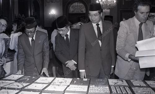 PAMERAN JAM