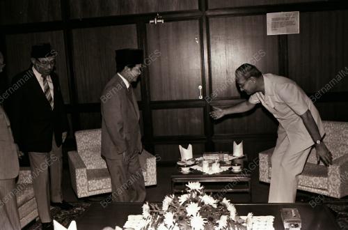 DATUK SERI HUSSEIN ONN