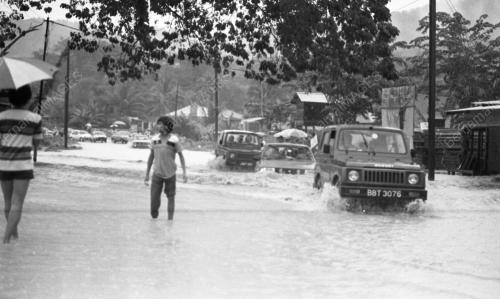 BANJIR KILAT DI JALAN TUN ABDUL RAZAK