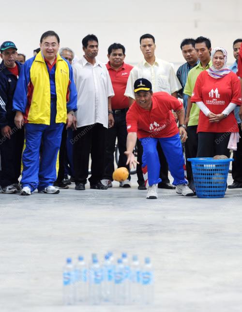 TAN SRI MUHYIDDIN YASSIN