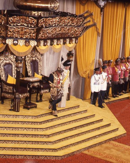 HARI KEPUTERAAN