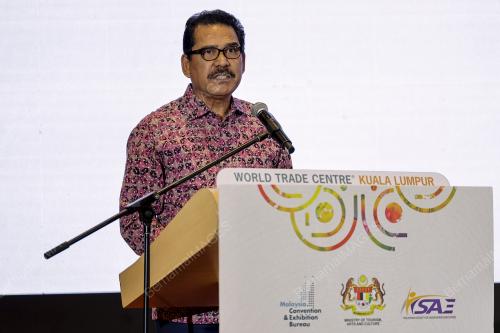 DATUK SERI ABDUL KHANI DAUD