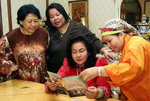 ROSMAH MANSOR
