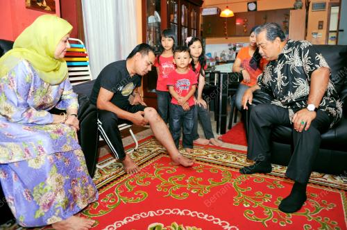TAN SRI MUHYIDDIN YASSIN