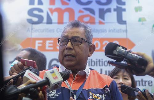 DATUK SERI DR AWANG ADEK HUSSIN